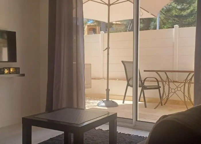 Antheor Cap Roux 别墅